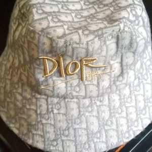 Christian Dior bucket hat